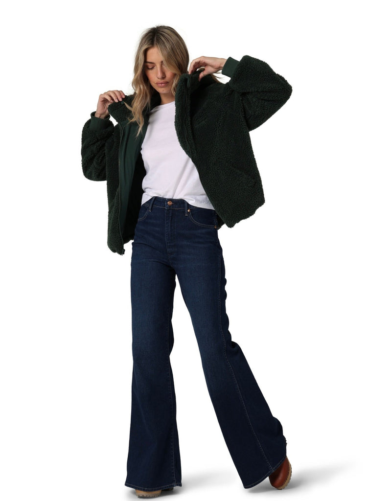 Wrangler Wanderer 622 Dark Wash Flare Jeans cowgirl styling