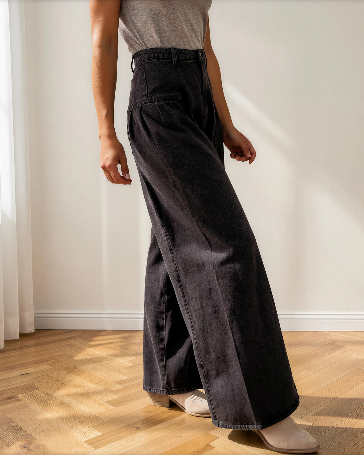 Billie Mineral-Wash Pleated Wide-Leg Jeans